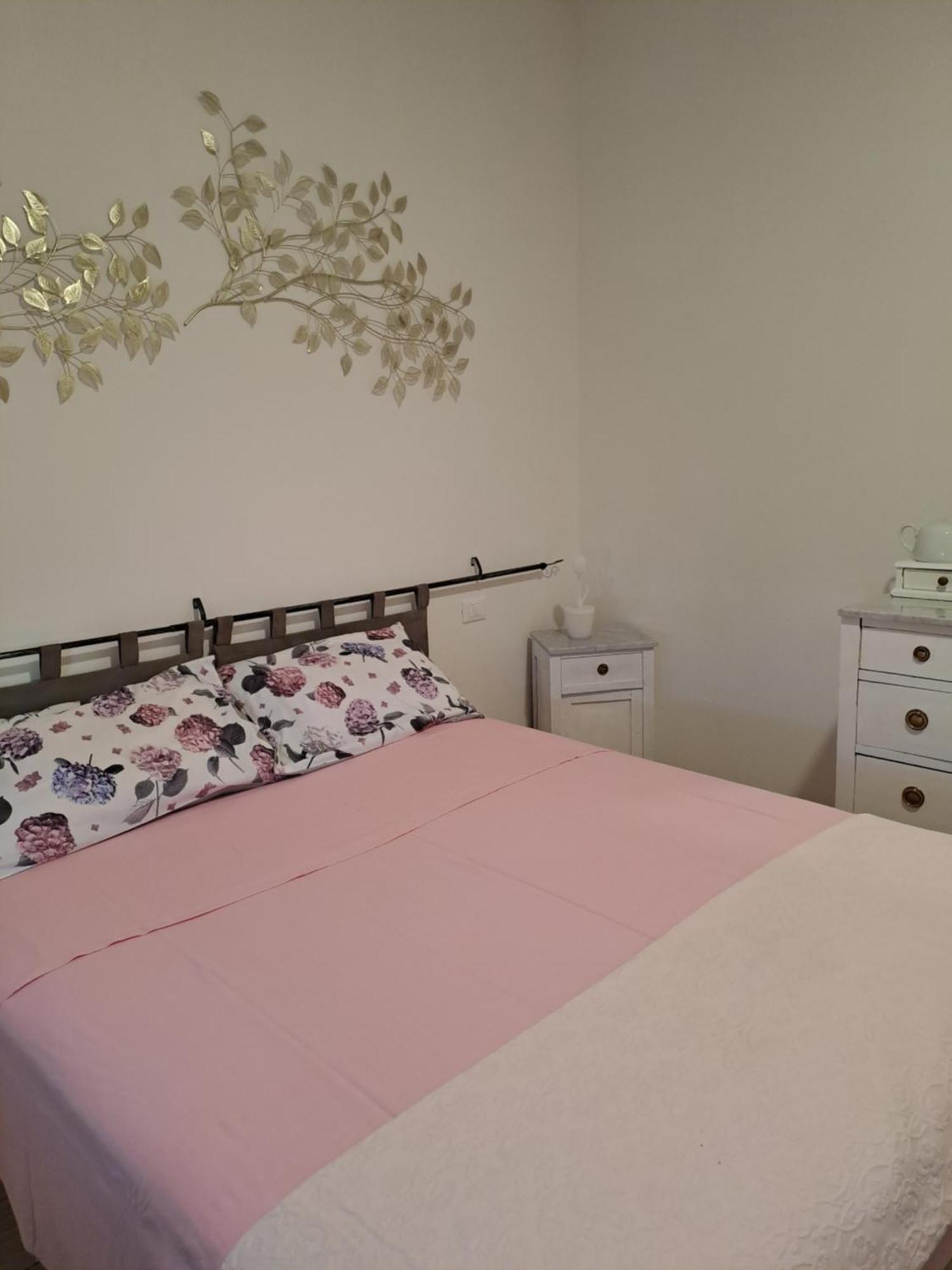 卡斯特努沃德加尔达La Casa Dei Butei公寓 外观 照片